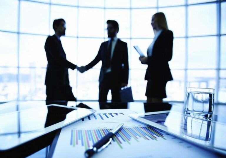 What's the Difference: In-House Counsel and Outside Counsel